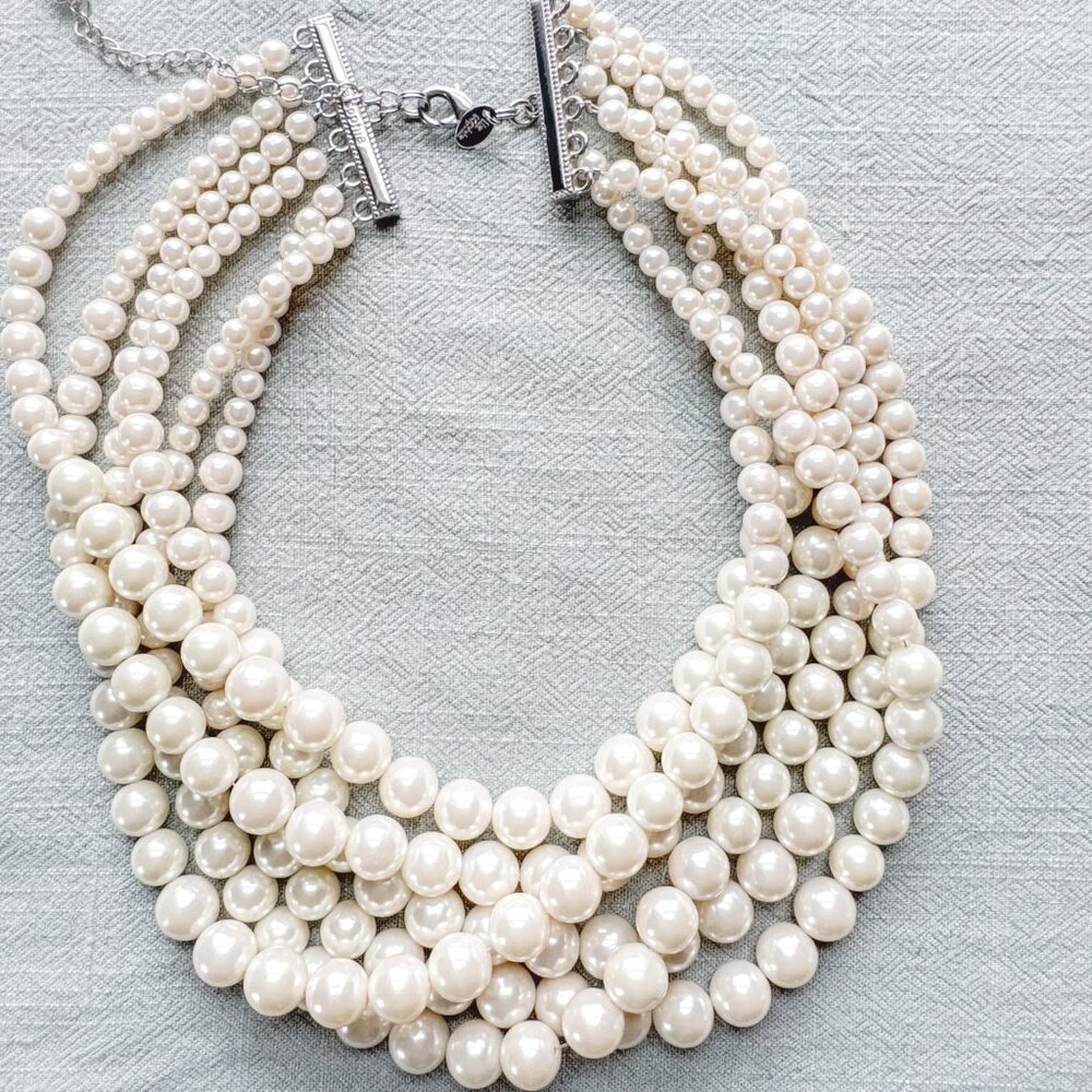 Lia Sophia Cream Pearl Necklace - Picture 4 of 7